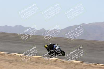 media/Apr-10-2022-SoCal Trackdays (Sun) [[f104b12566]]/Bowl (11am)/